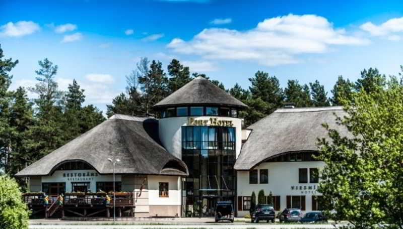 Port Hotel Ādaži Екстериор снимка